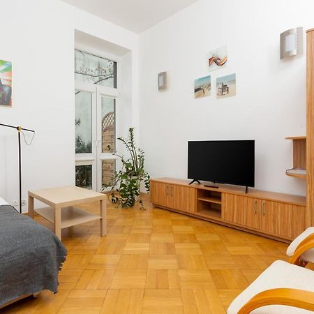 ורשה Downtown Studio Apartment By The Park By Noclegi Renters מראה חיצוני תמונה
